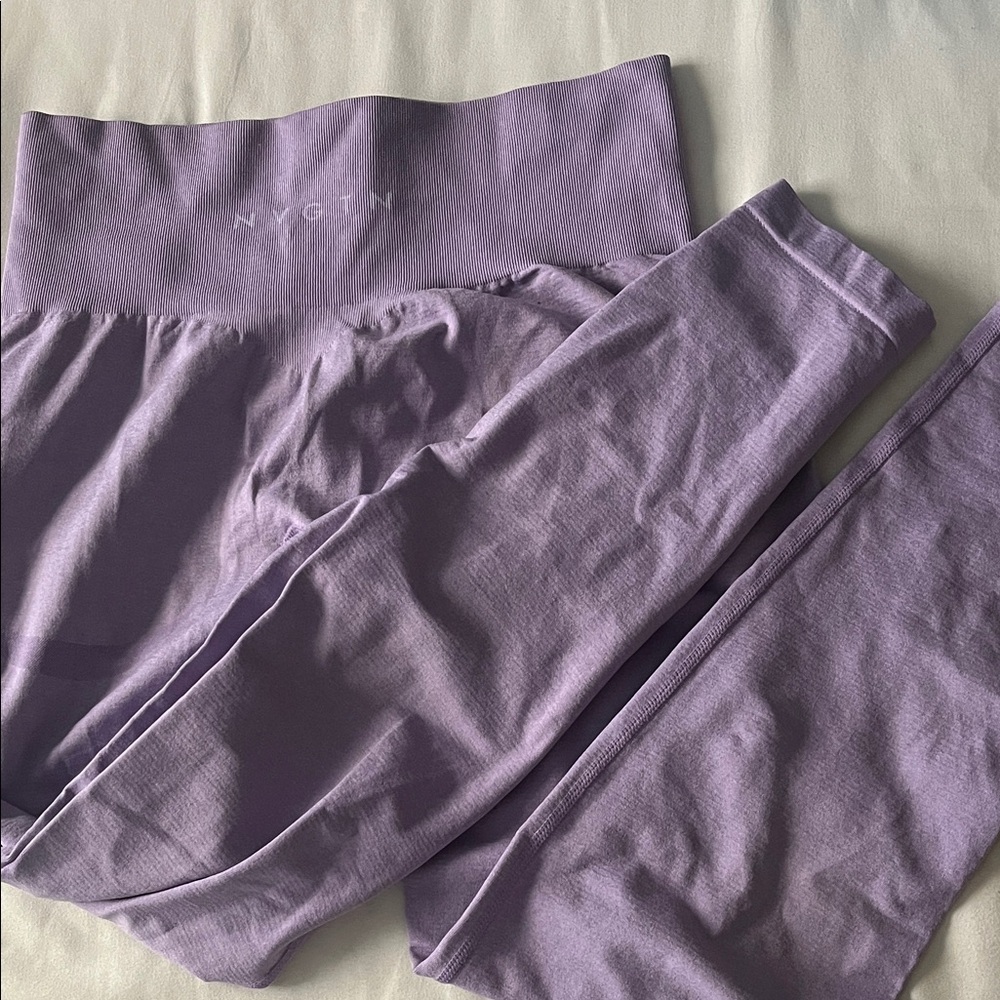 NVGTN purple leggings M